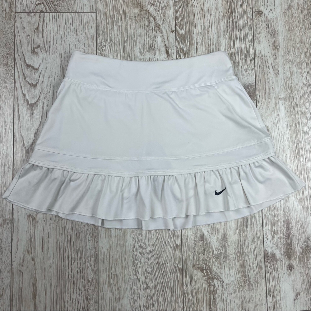 Nike S Women's White Tennis Skirt